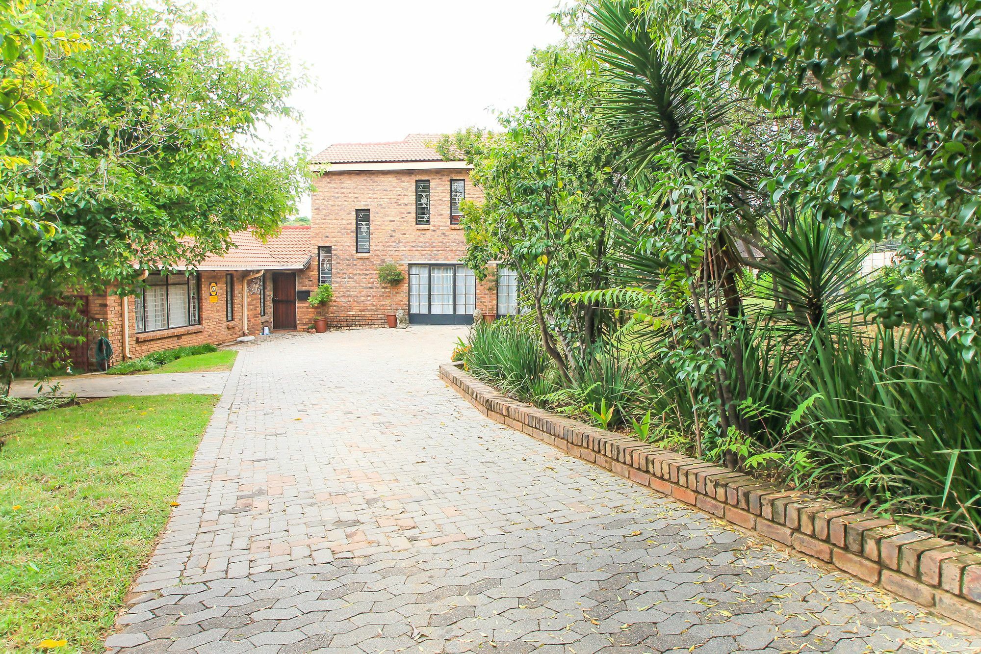 The Bedford Manor Ξενοδοχείο Centurion Εξωτερικό φωτογραφία